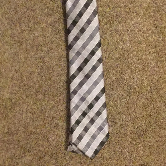 Black white mens necktie - Picture 1 of 2